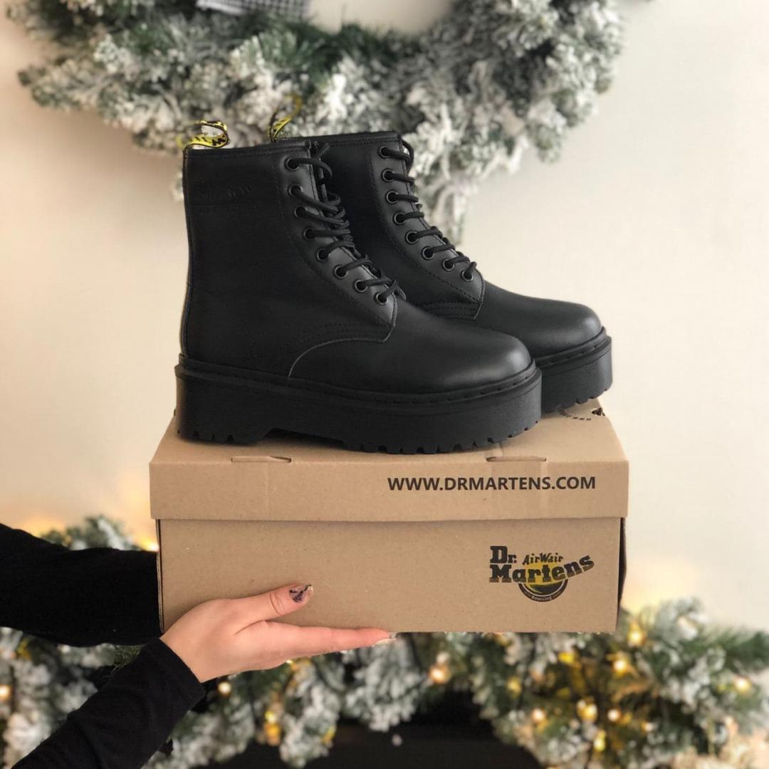 Dr. Martens JADON Mono Black Logo