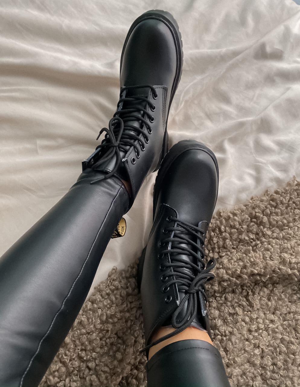 Dr. Martens JADON Black No Logo 3