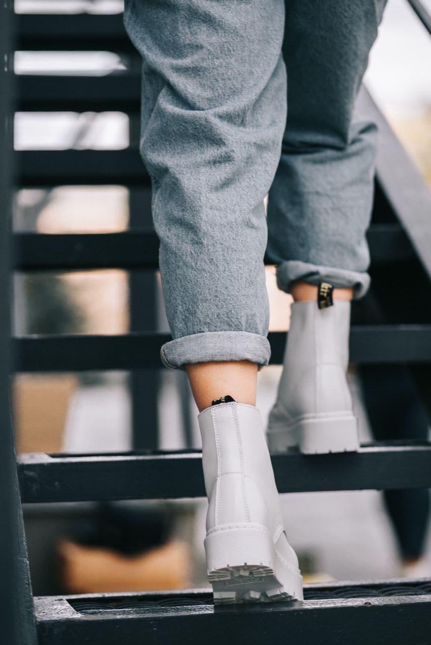 Dr. Martens JADON Mono White Fur No Logo