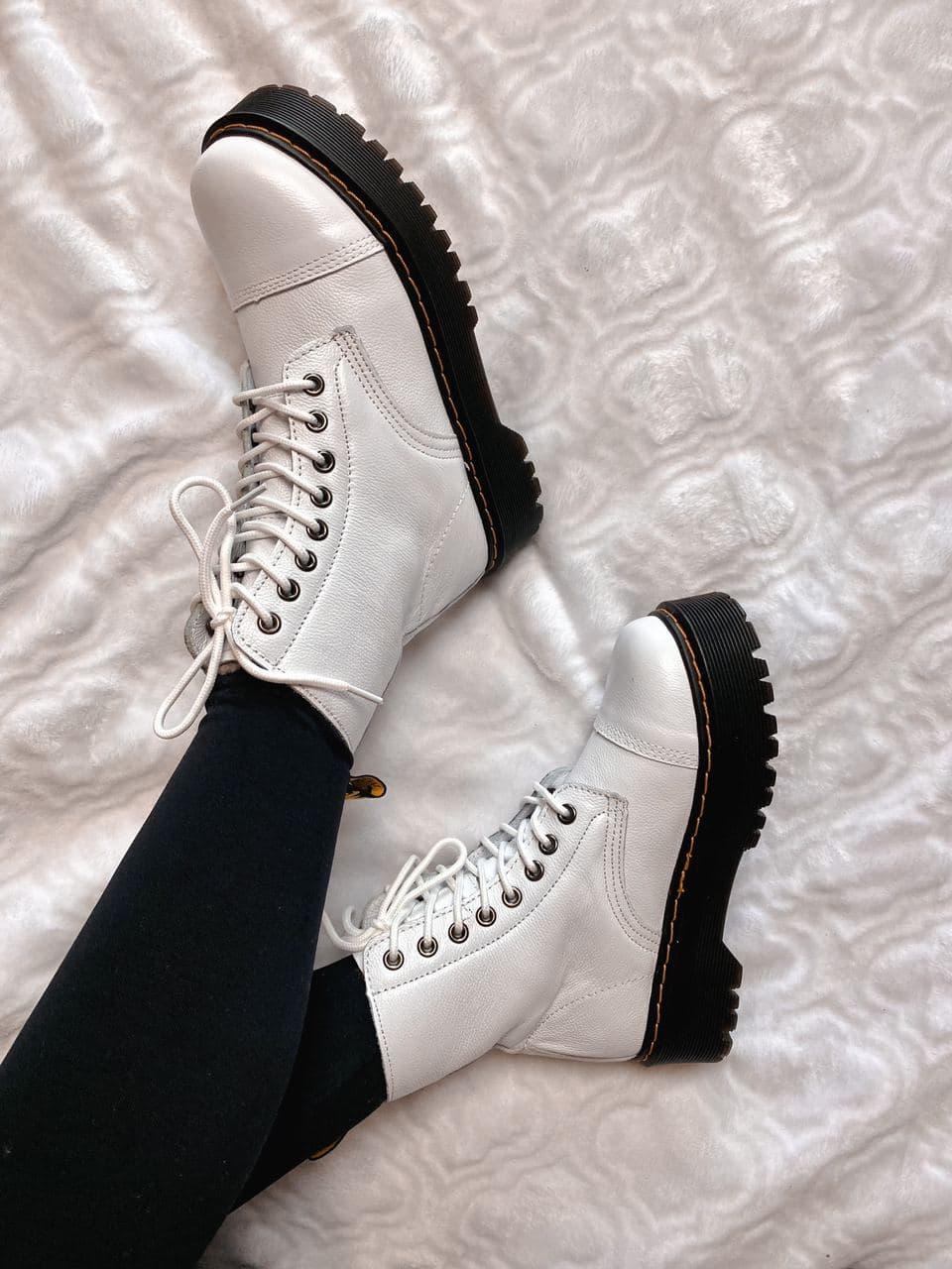 Dr. Martens JADON White Black No Logo 3