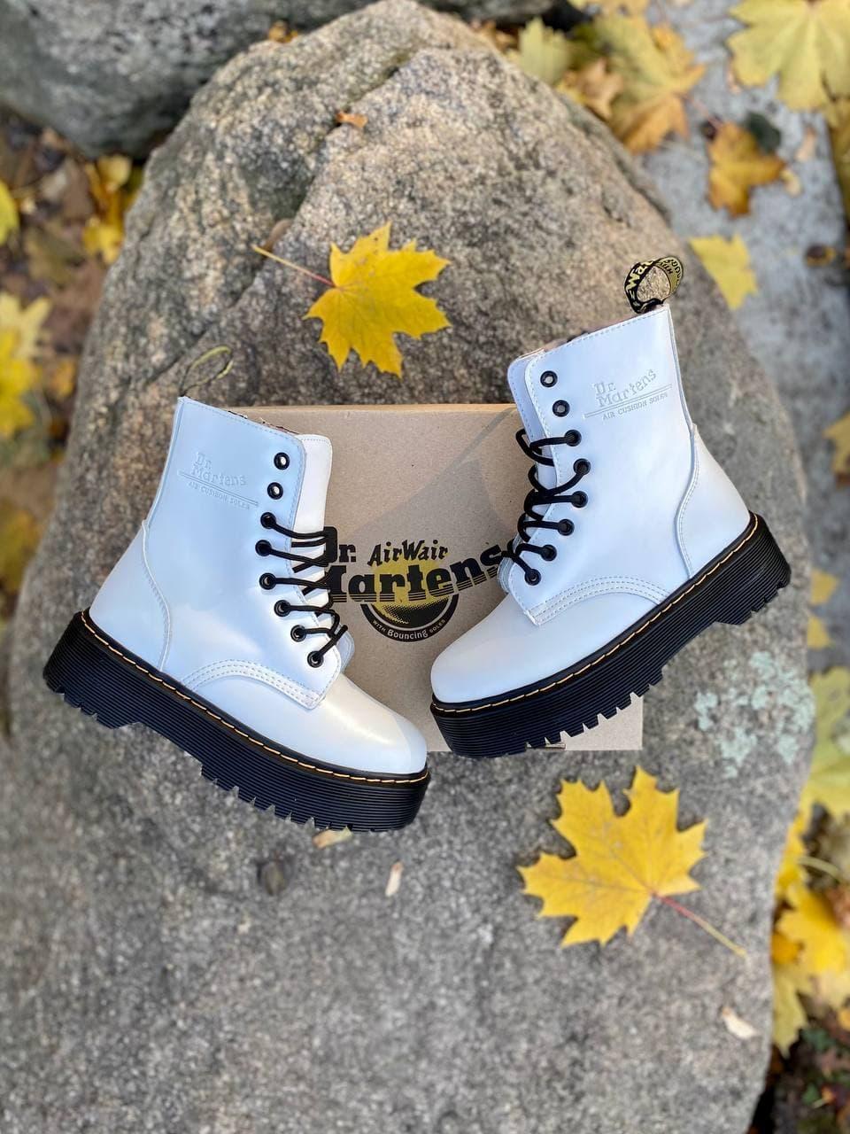 Dr. Martens JADON White Black Logo (Молнія)