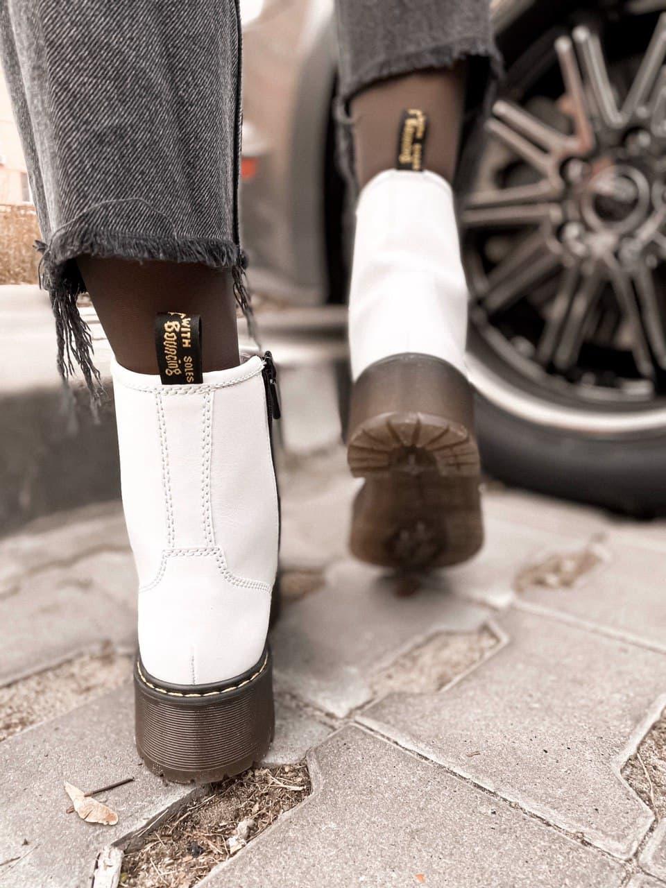 Dr. Martens JADON White Black No Logo 1