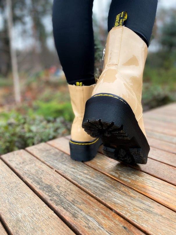 Dr. Martens JADON Beige (з замком)