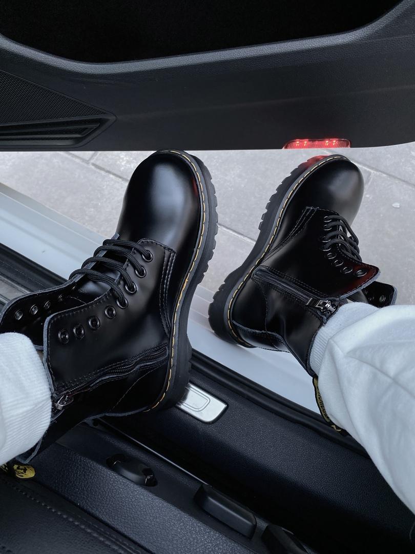 Dr. Martens JADON Pictures Black