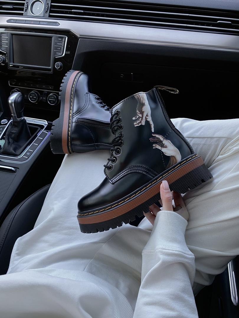 Dr. Martens JADON Pictures Black Brown