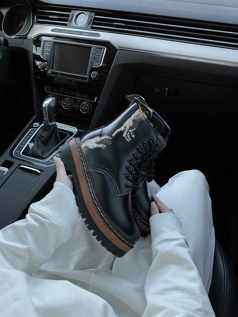 Dr. Martens JADON Pictures Black Brown