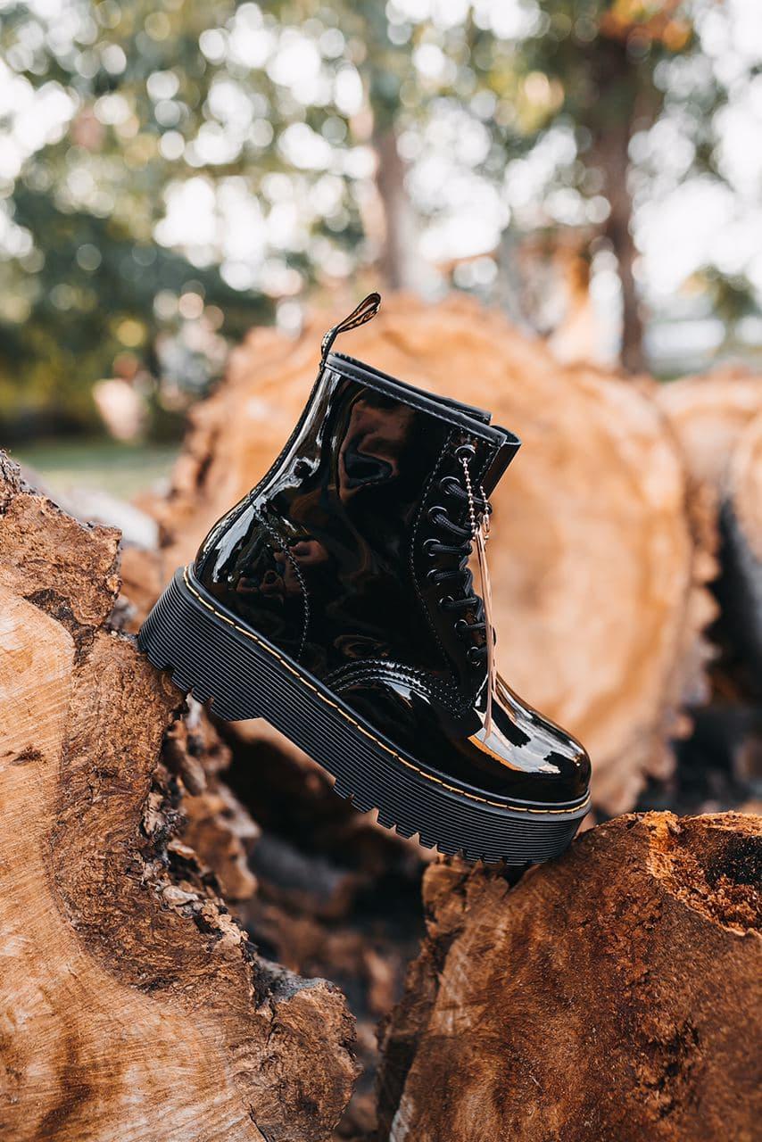 Dr. Martens JADON Patent Black No Logo 1