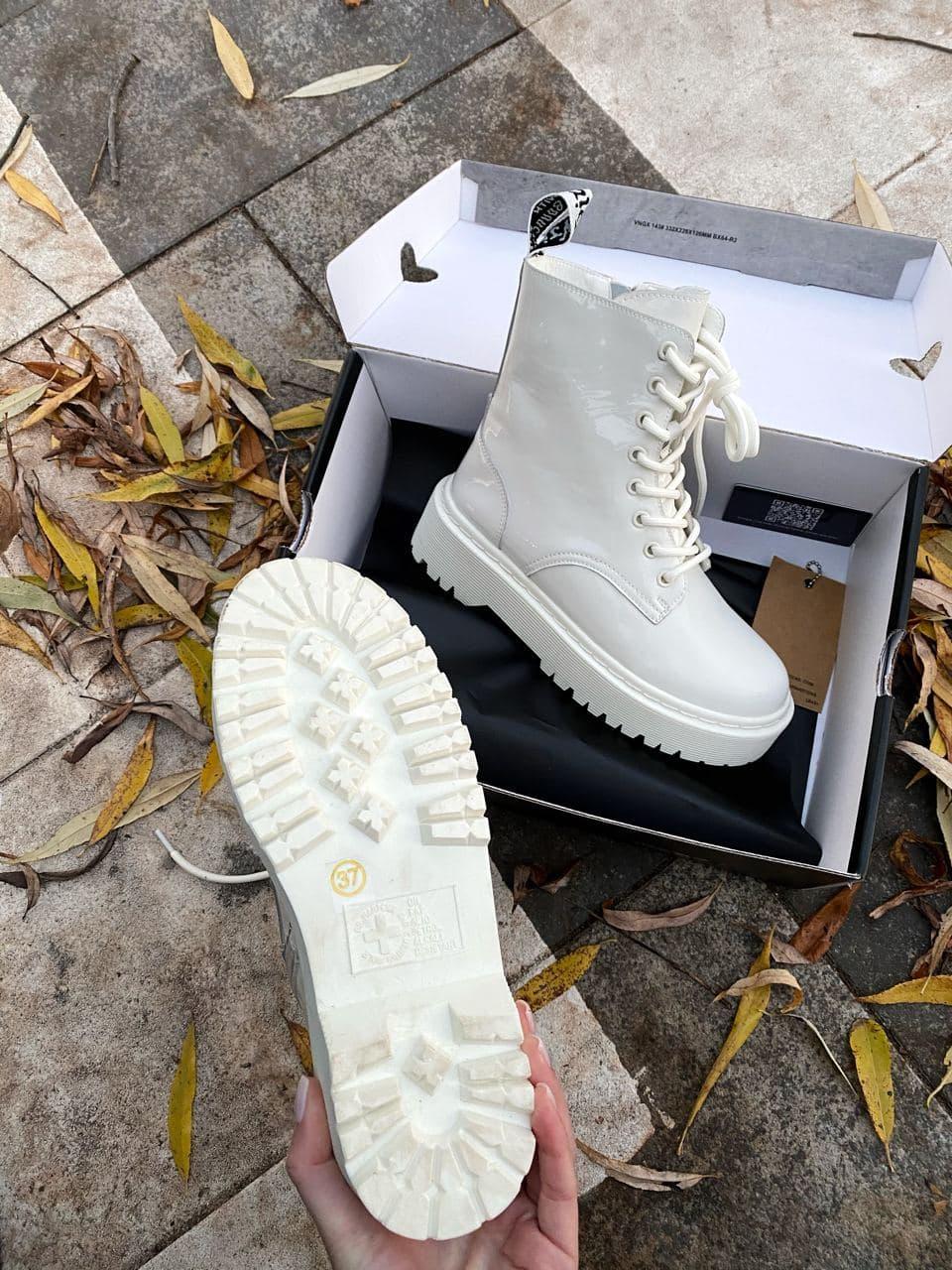 Dr. Martens JADON White Patent Premium No Logo (Молнія)