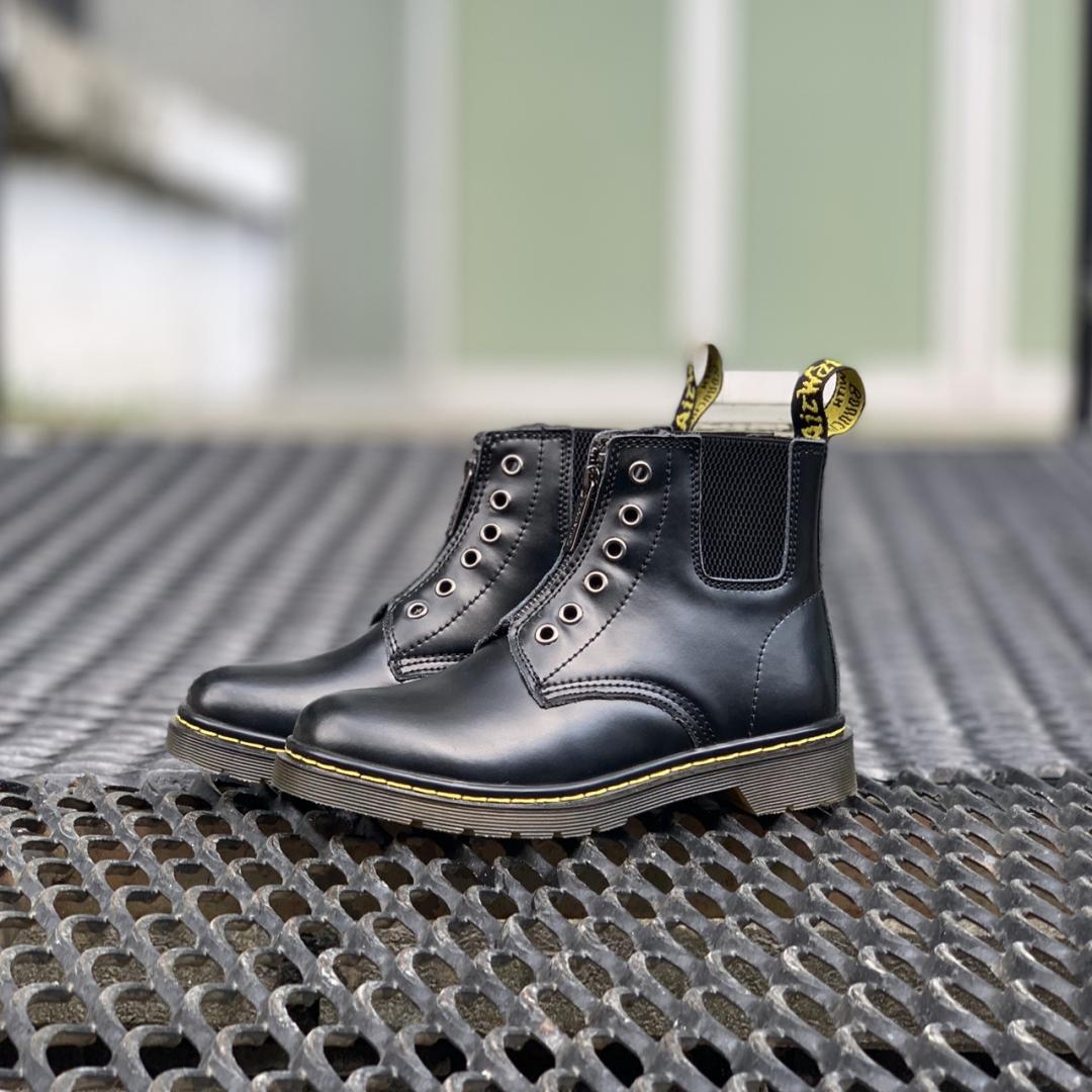 Dr. Martens Chelsea 101 Gusset Black