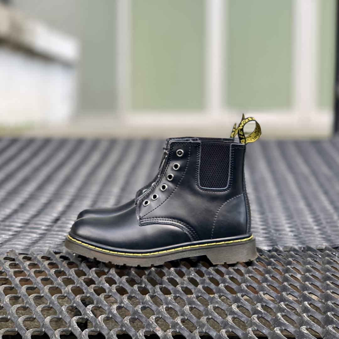 Dr. Martens Chelsea 101 Gusset Black