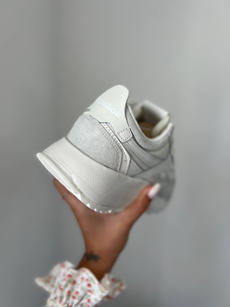 Reebok Classic White v2