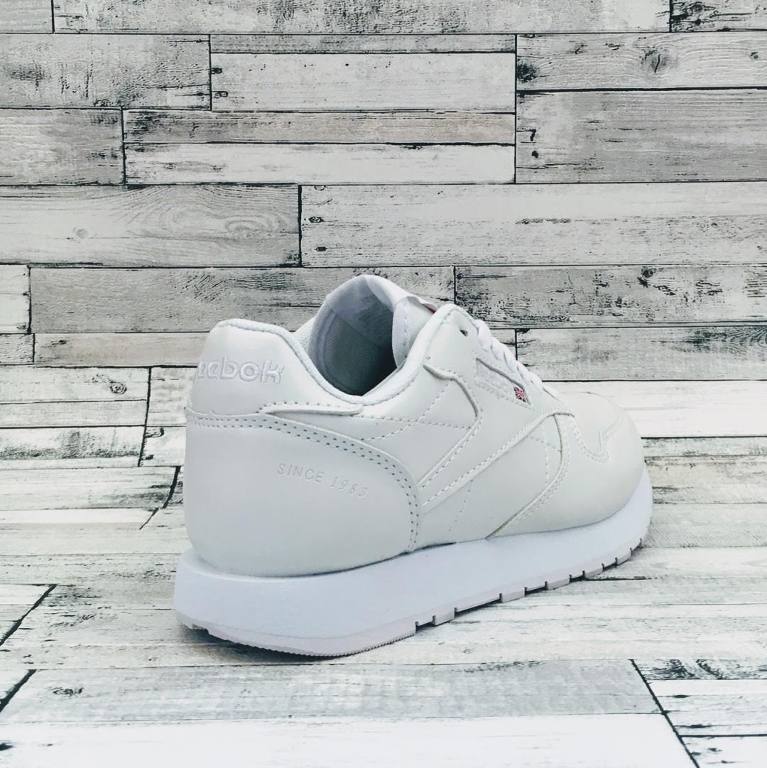 Reebok Classic White 2