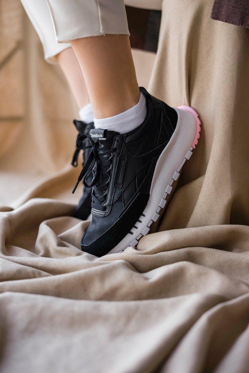 Reebok Classic Black White Pink