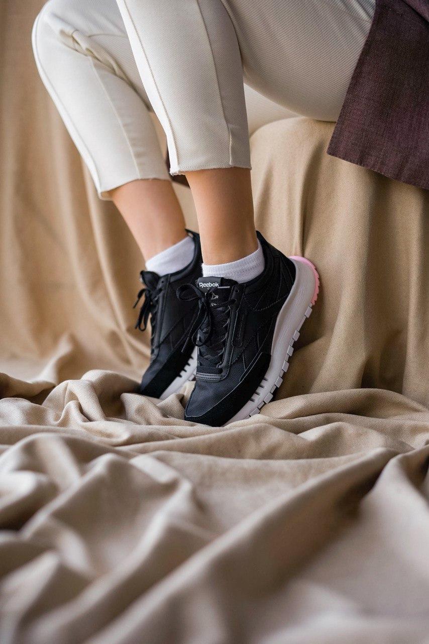 Reebok Classic Black White Pink