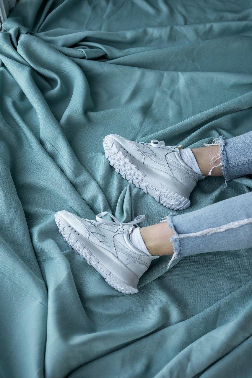 Reebok Classic White