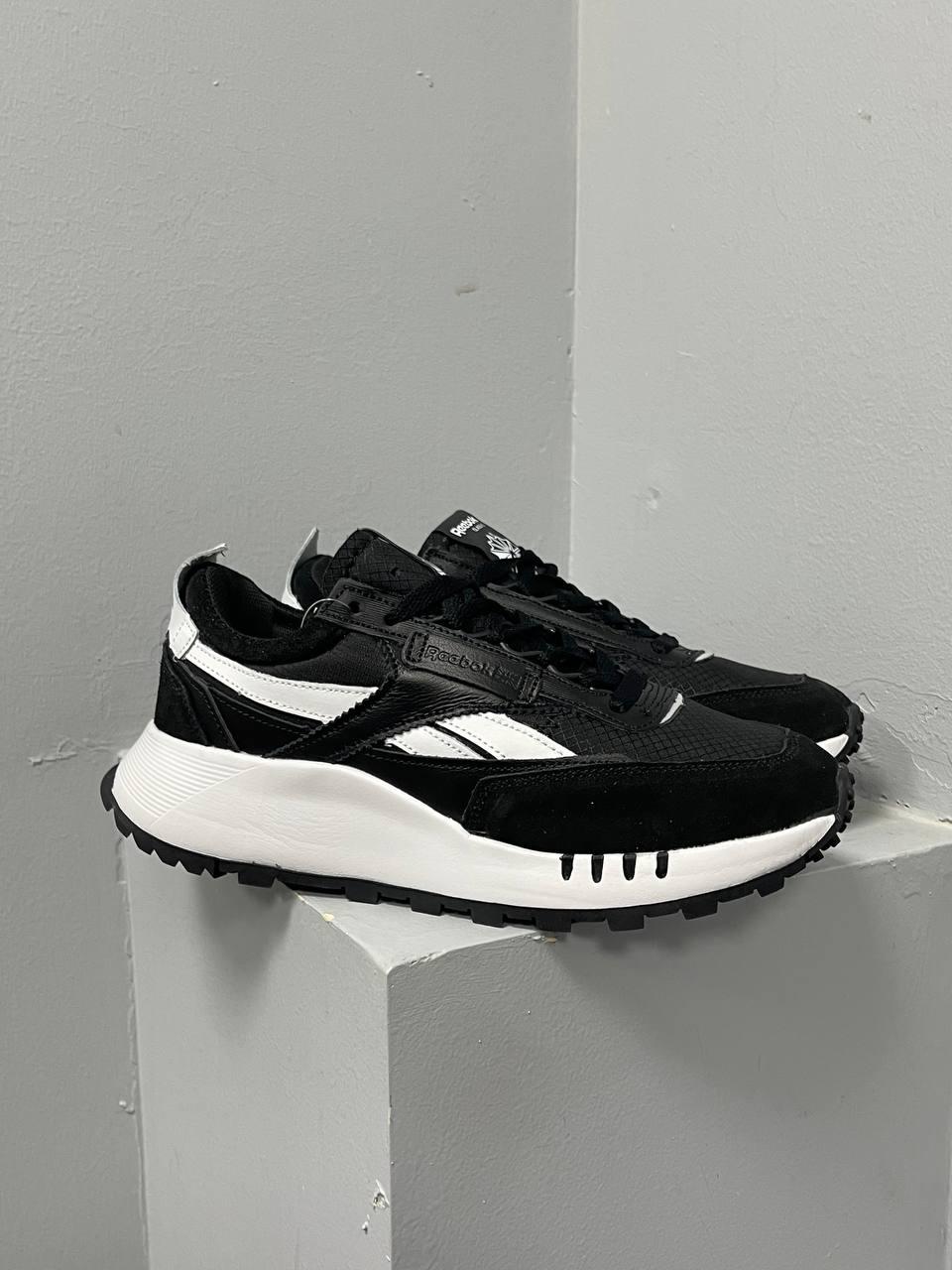 Reebok Classic Suede Legacy Black