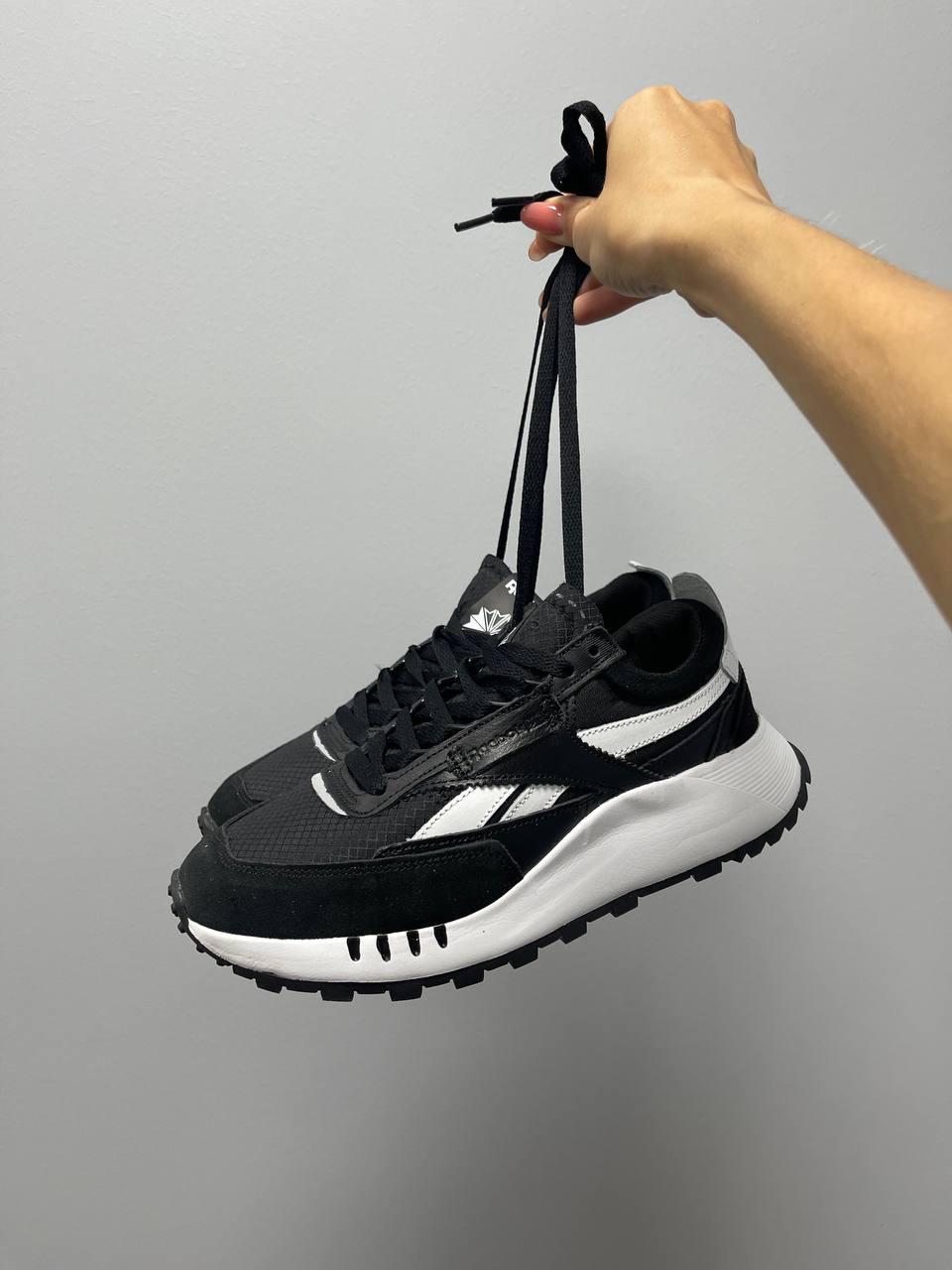 Reebok Classic Suede Legacy Black