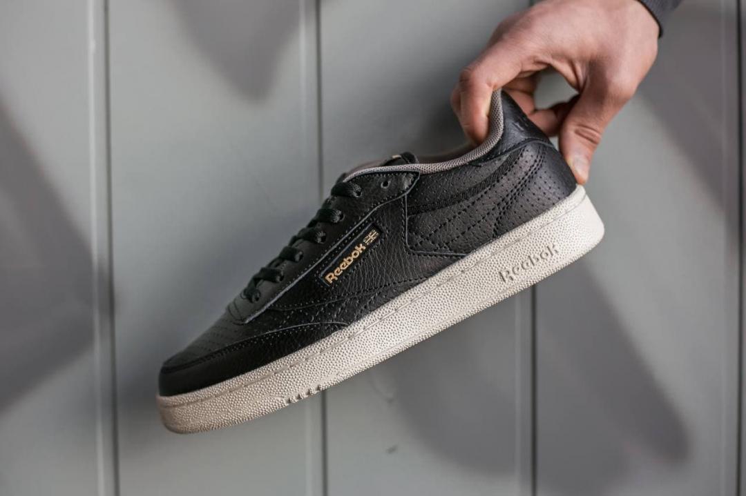 Reebok Champion Black White 2
