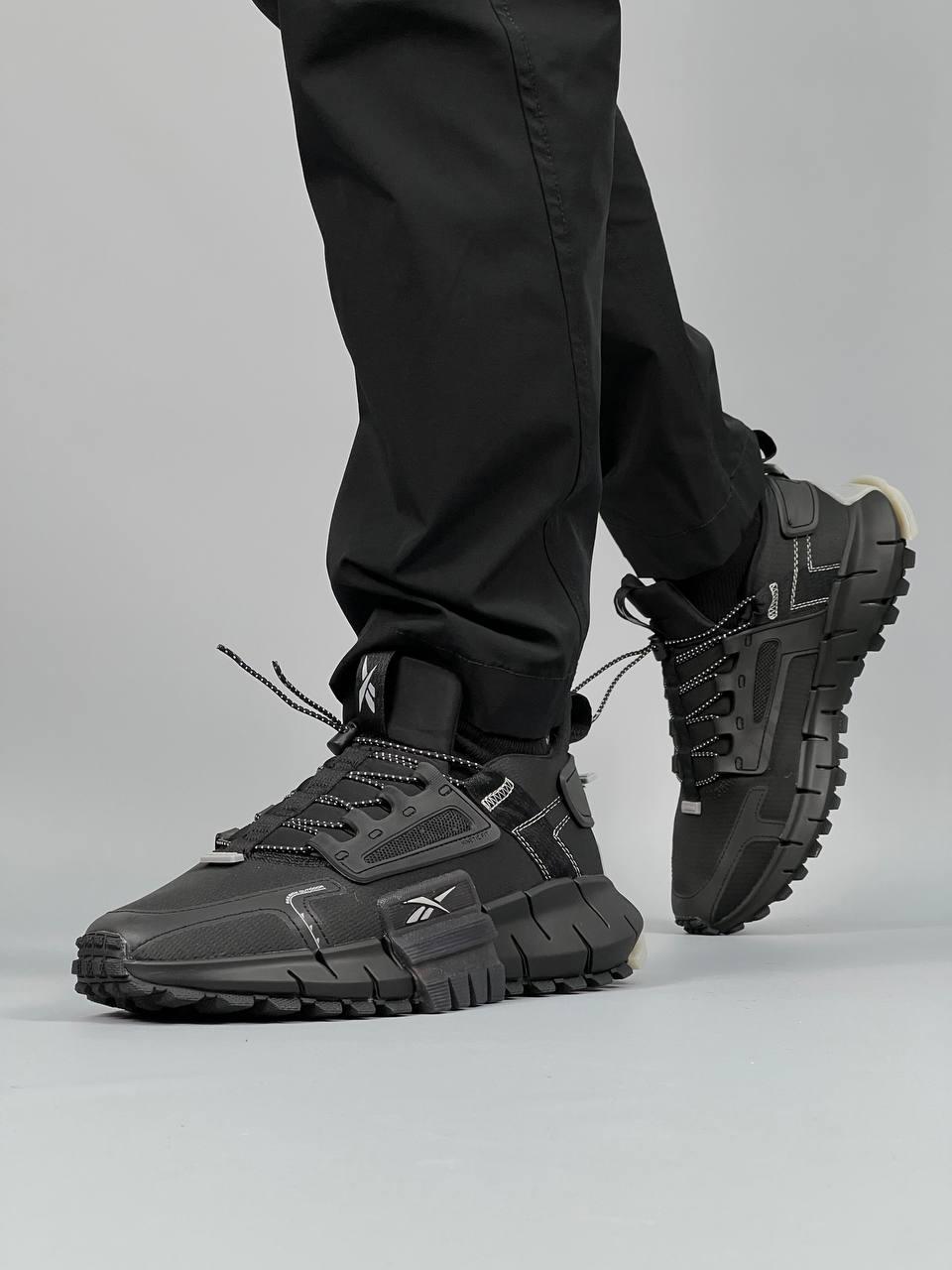 Reebok Zig Kinetica Fit Black White