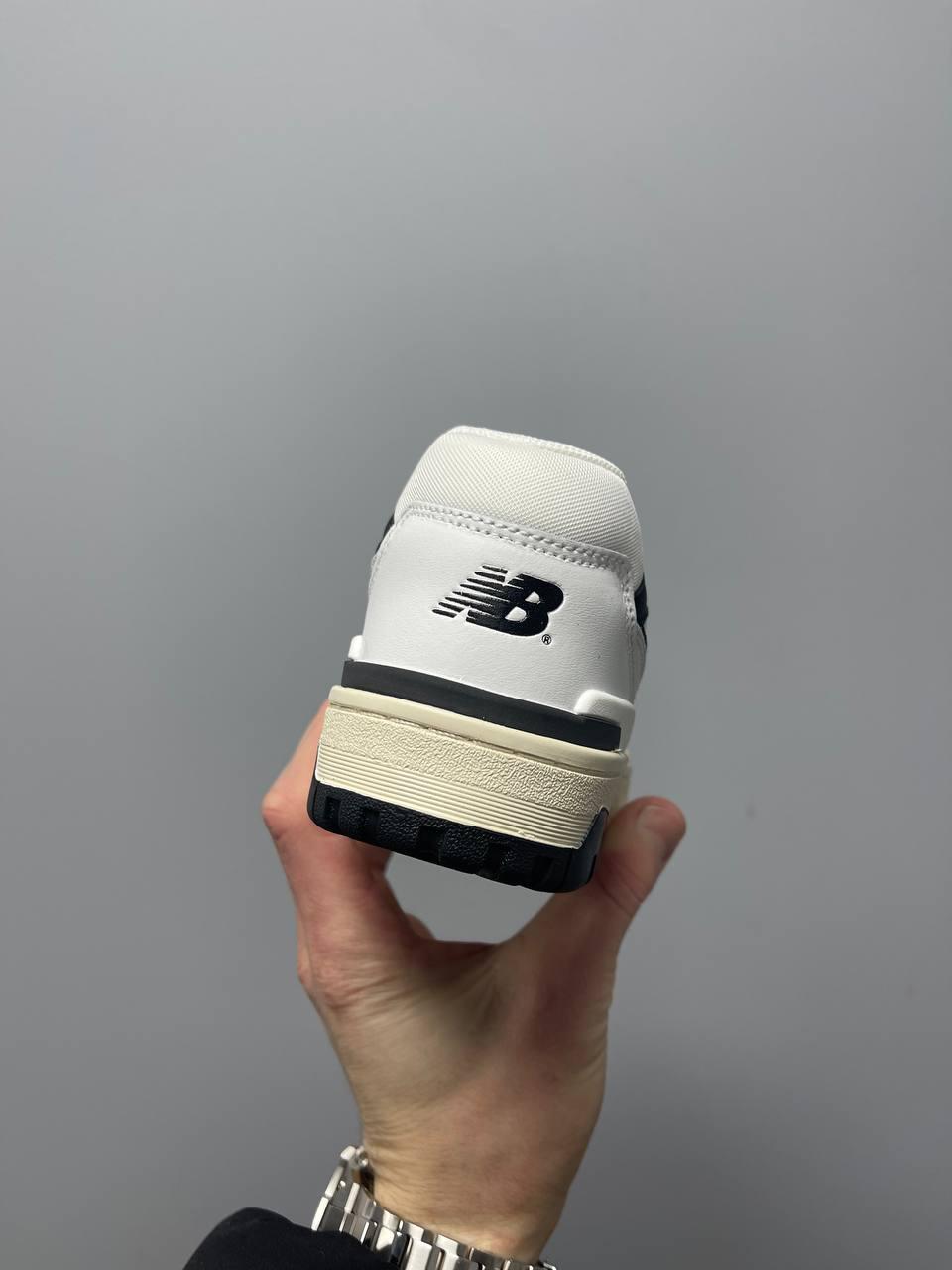 New Balanve 550 White Black Grey Logo