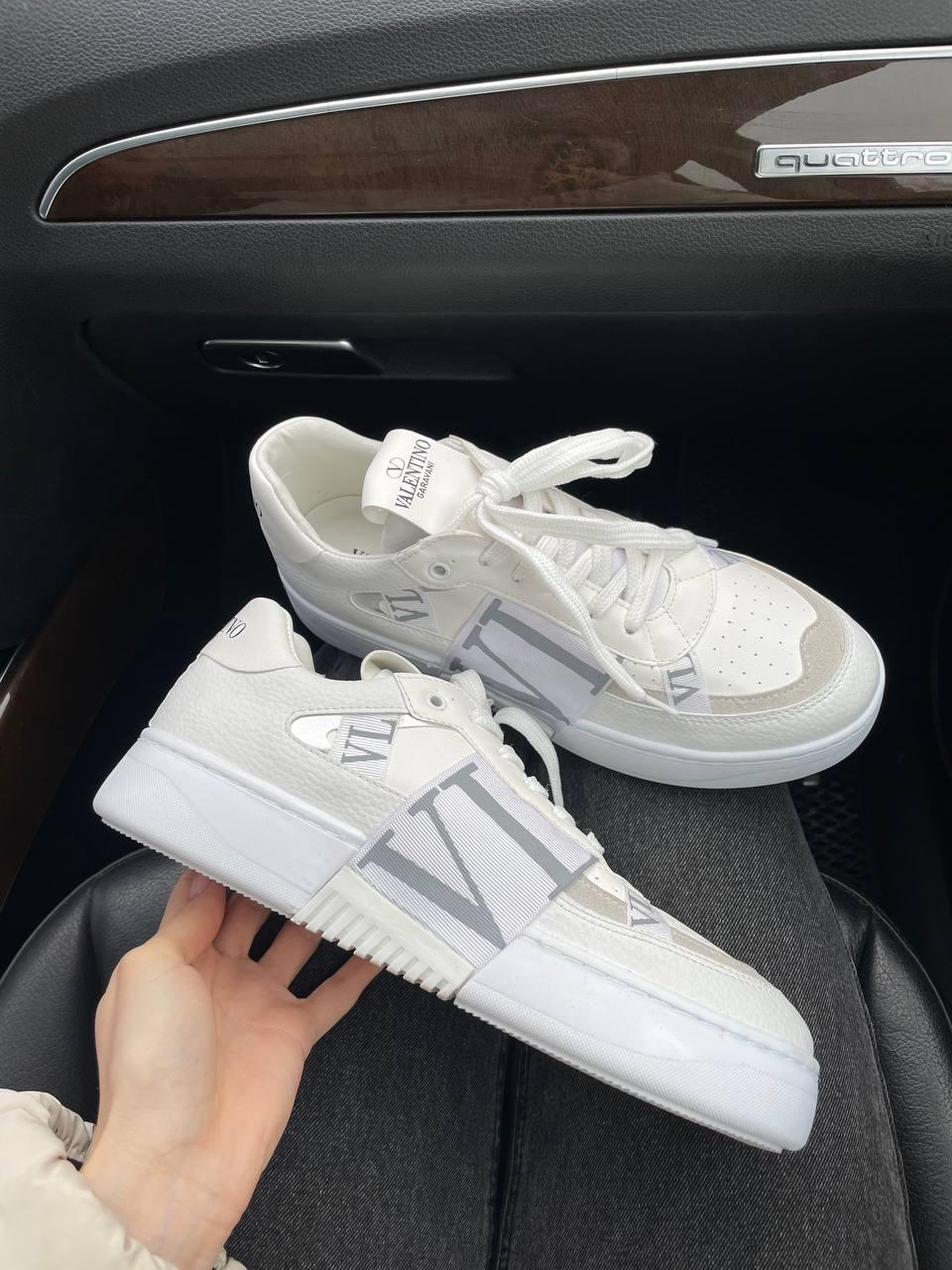 Valentino White