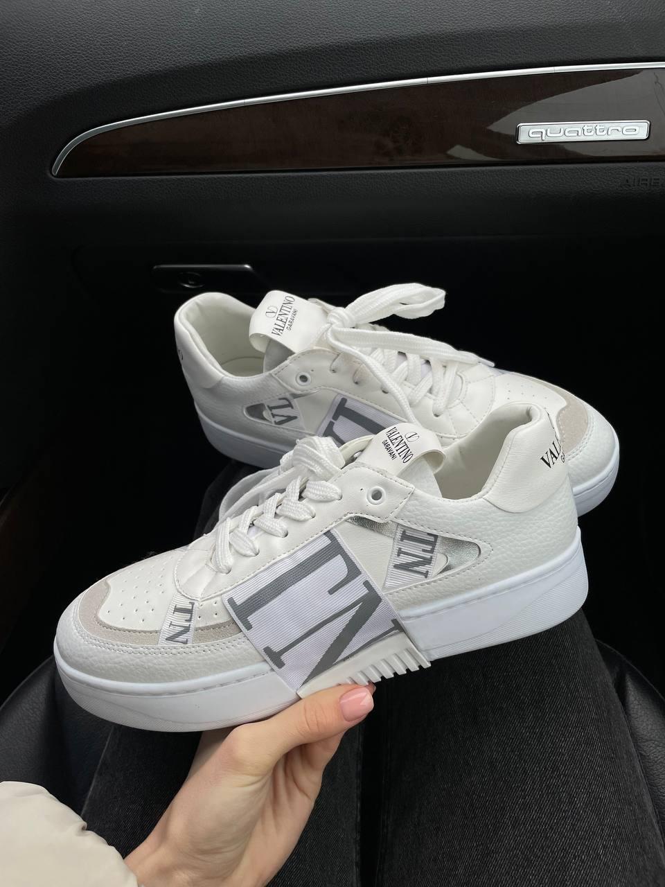 Valentino White