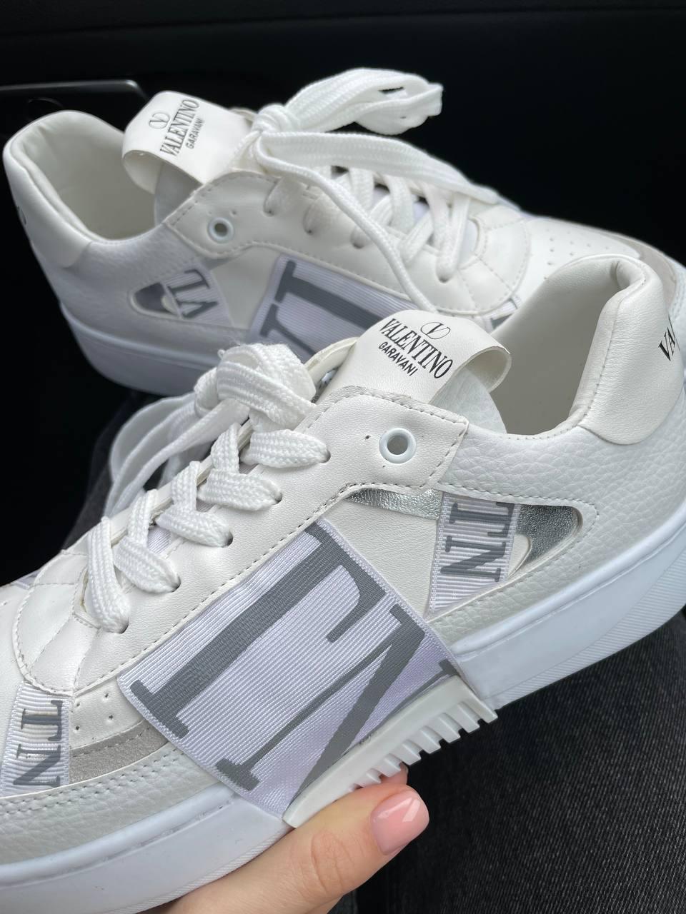 Valentino White