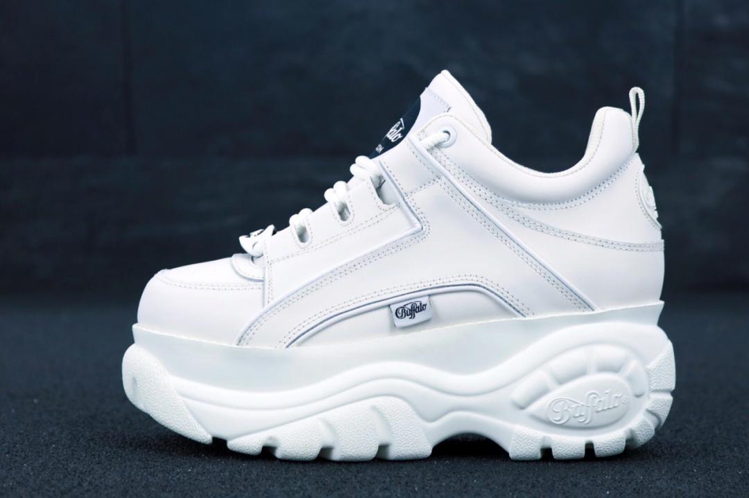 Buffalo London White 2