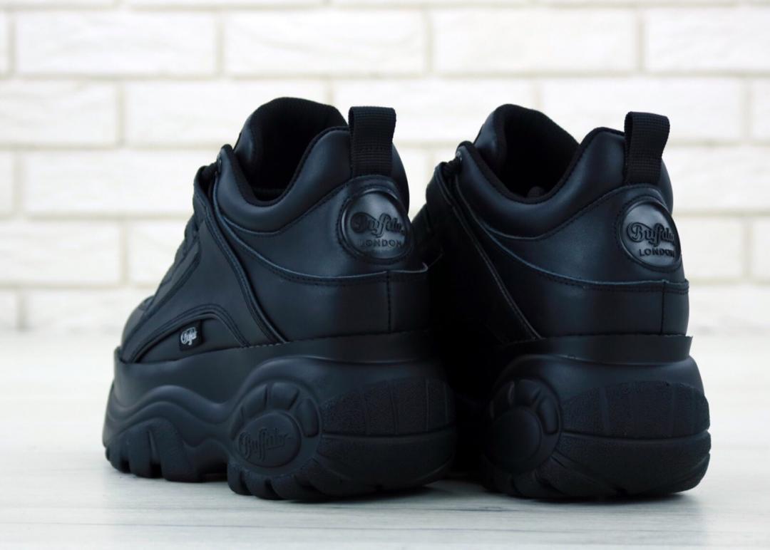 Buffalo London Black
