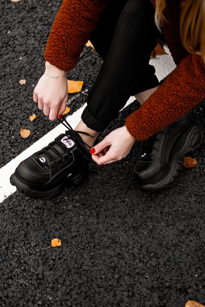 Buffalo London Black