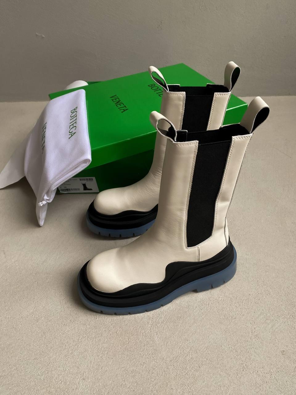 Bottega Veneta White Black Violet
