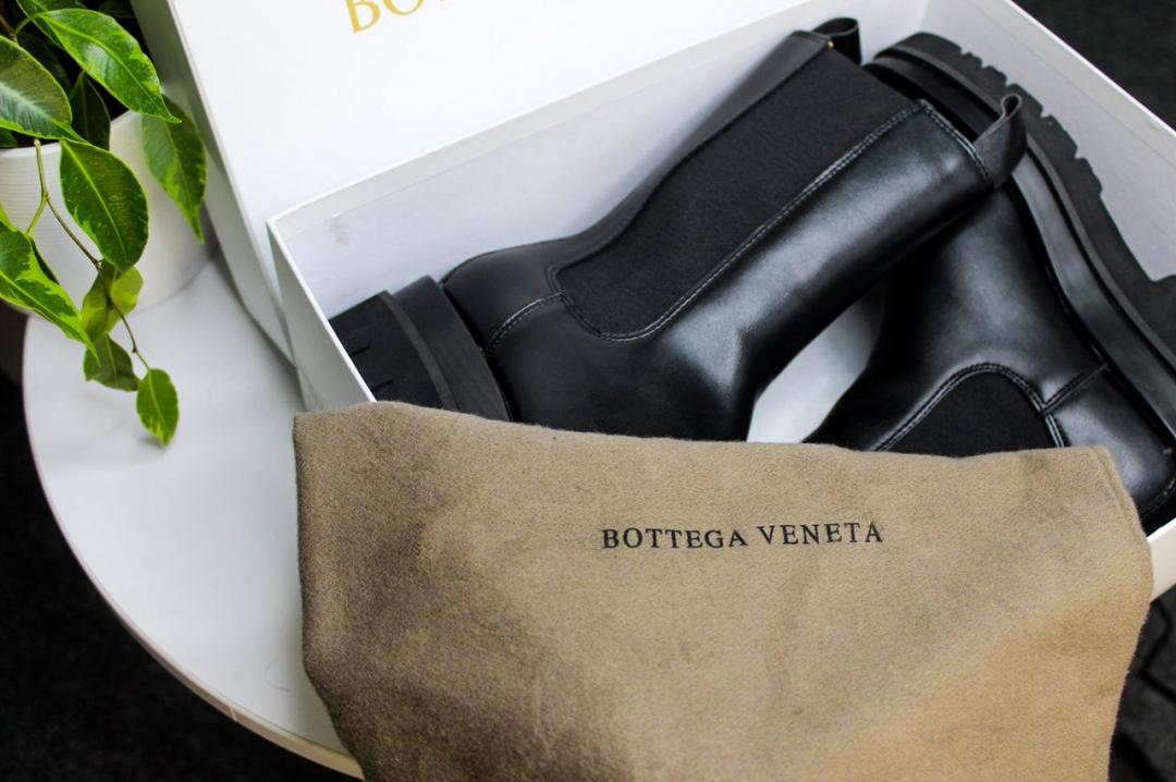Bottega Veneta Black 2