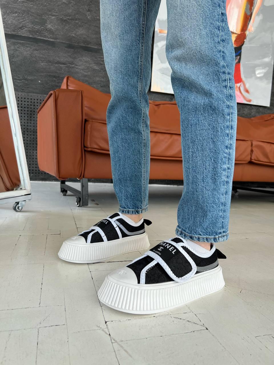 Chanel Platform Black White