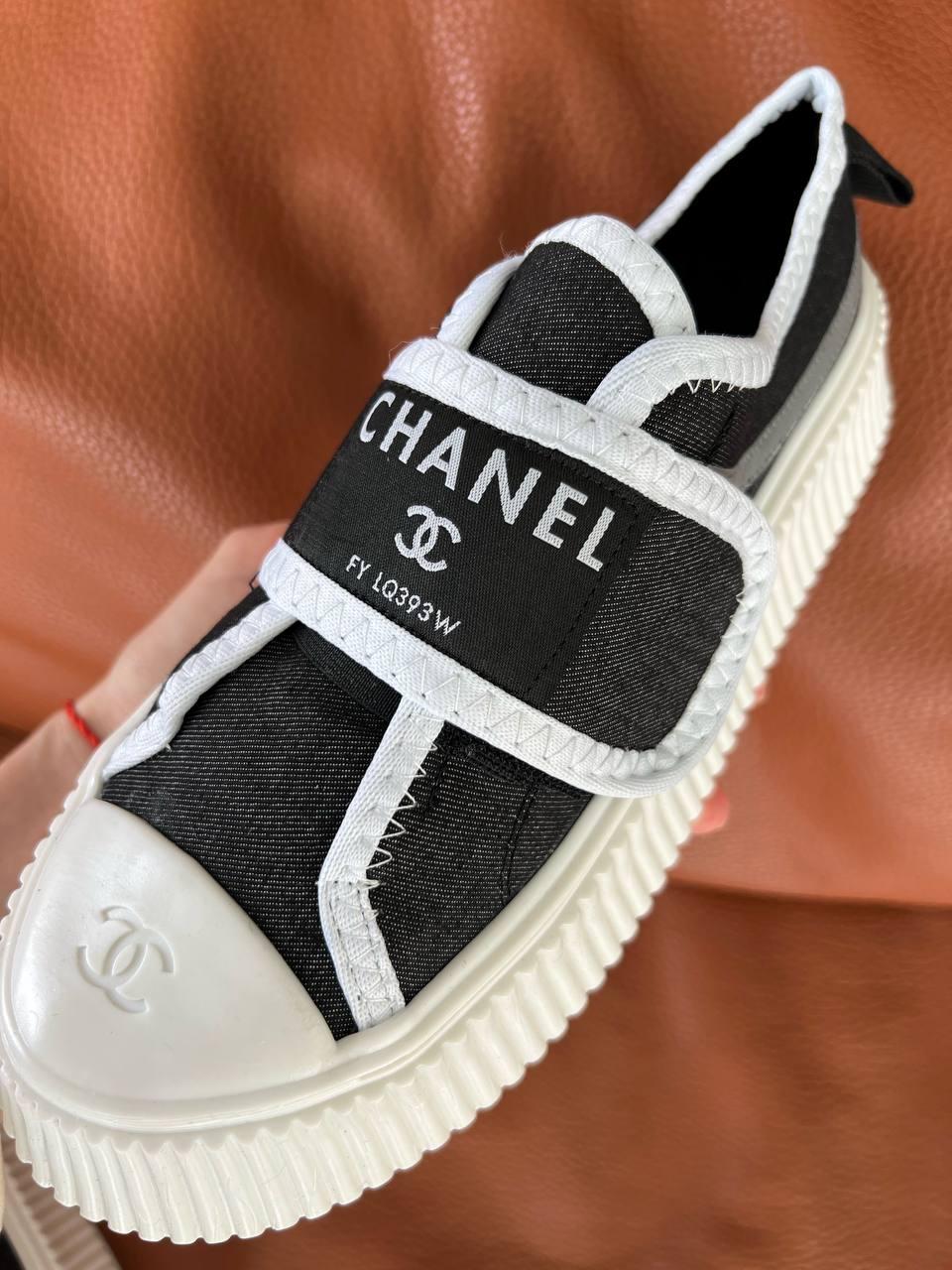 Chanel Platform Black White