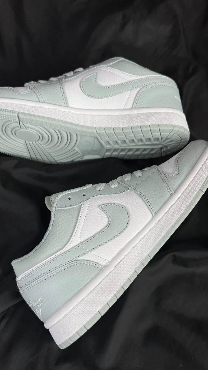 Nike Air Jordan 1 Low Light Olive