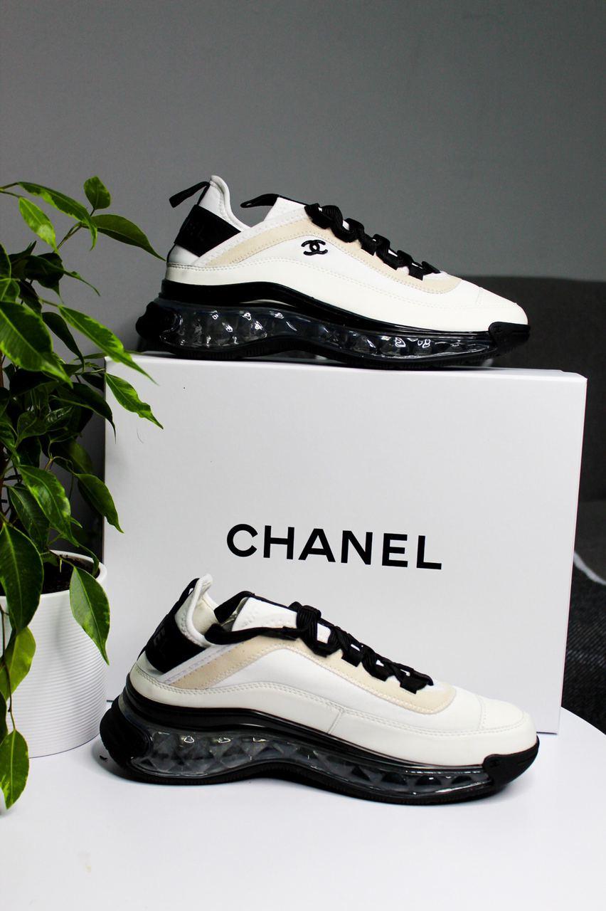 Chanel White Crystal Black