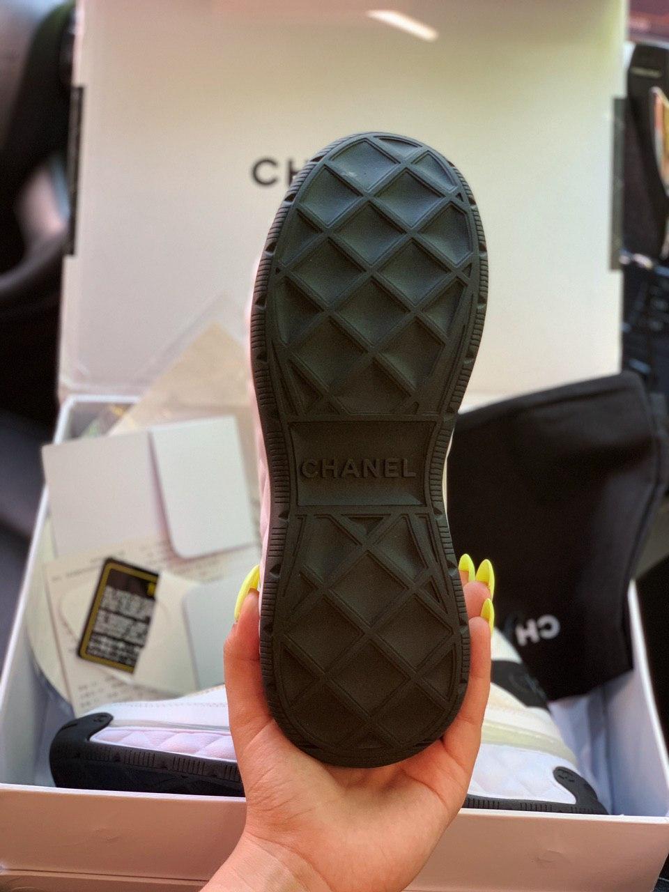 Chanel White Black