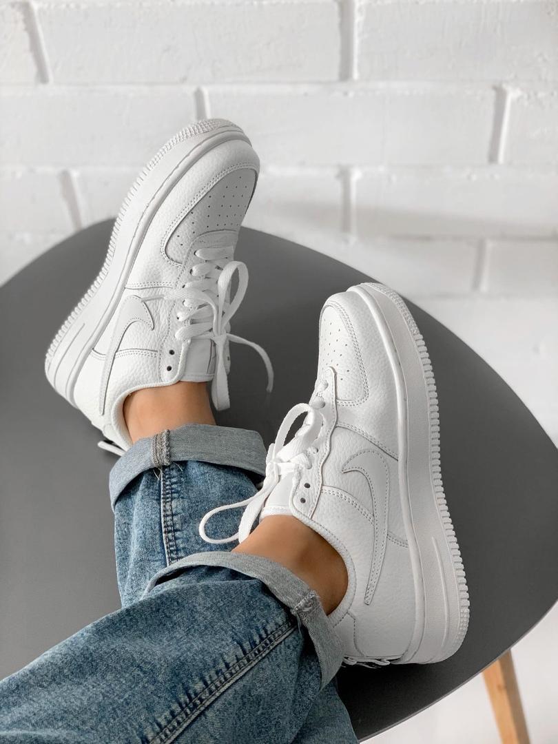 Nike Air Force 1’07Lv8 Ultra White
