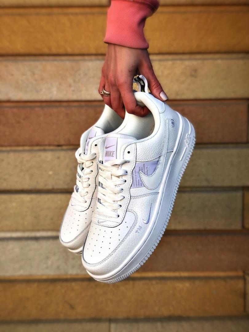 Nike Air Force 1’07Lv8 Ultra White