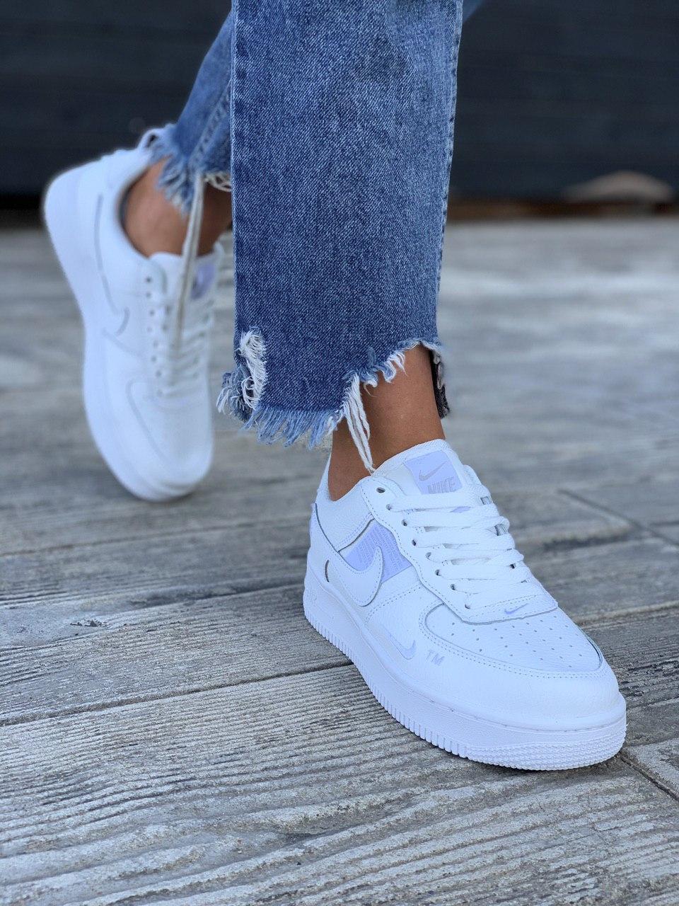 Nike Air Force 1’07Lv8 Ultra White