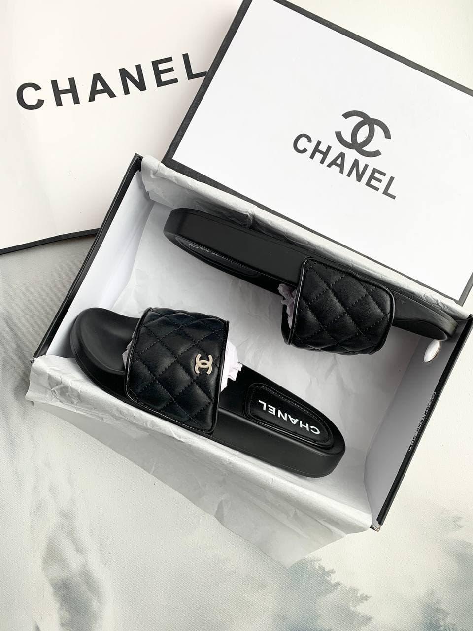 Channel Slippers Lambskin Black