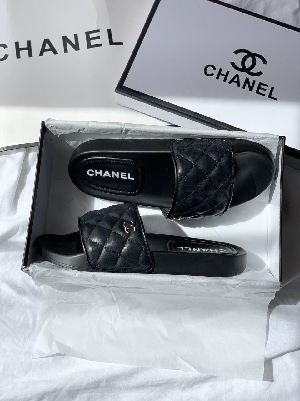Channel Slippers Lambskin Black
