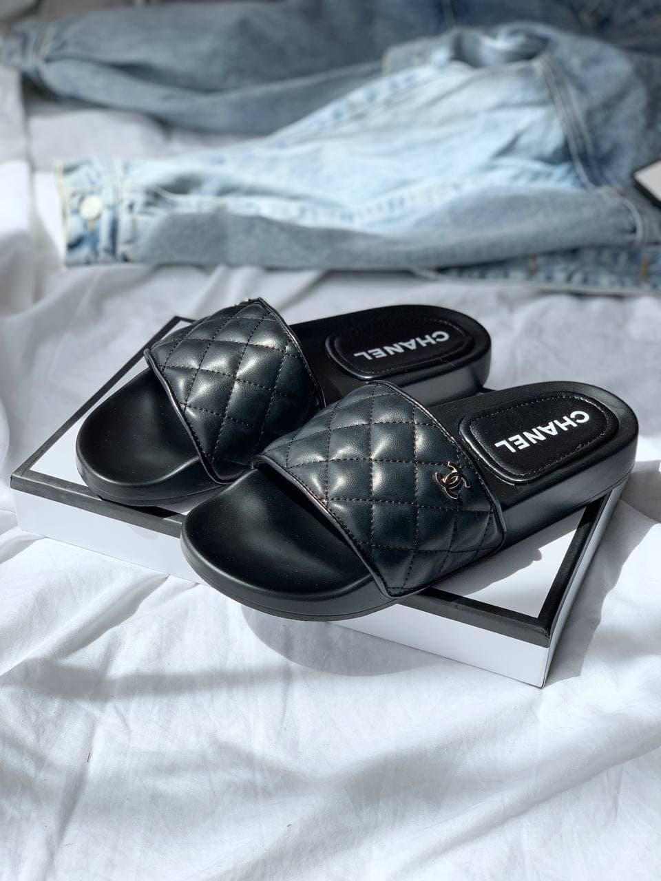 Channel Slippers Lambskin Black