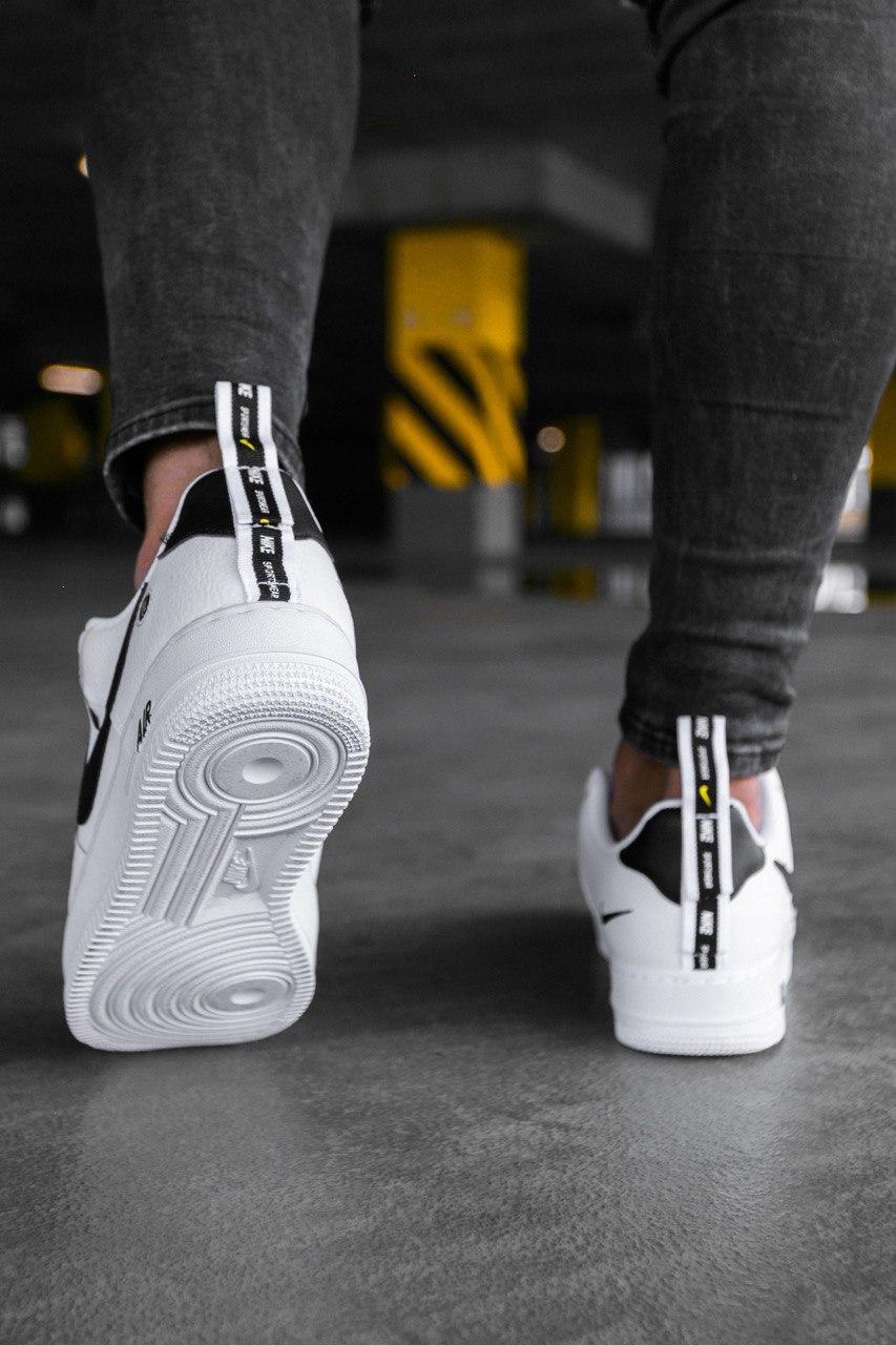 Nike Air Force 1’07Lv8 Ultra White Black 1