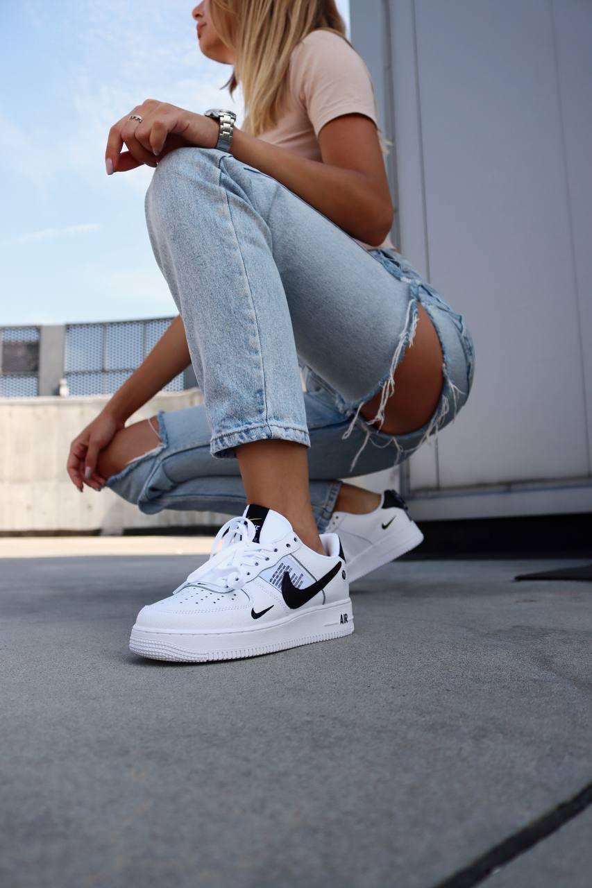 Nike Air Force 1’07Lv8 Ultra White Black 1