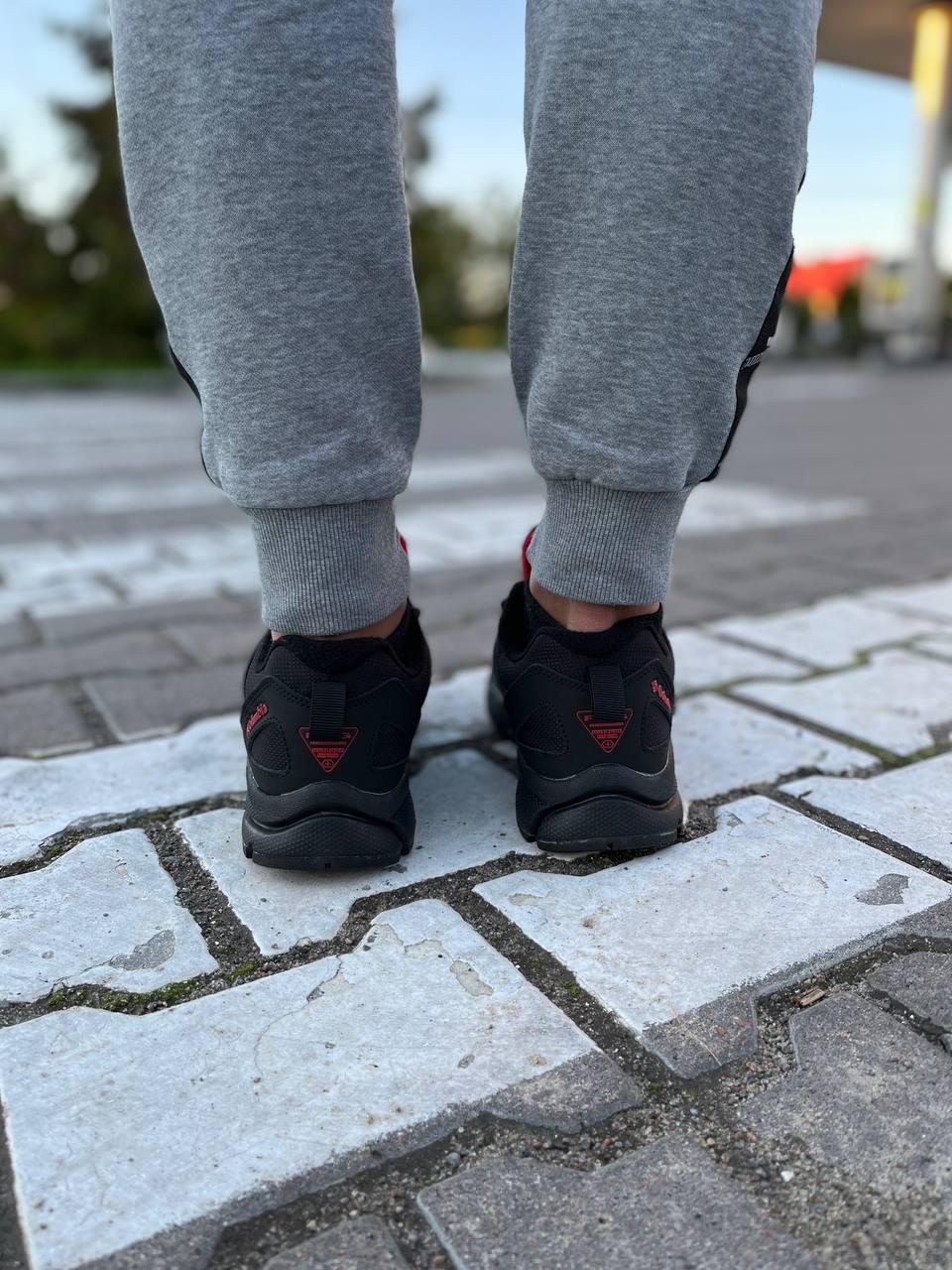 Columbia Black Red