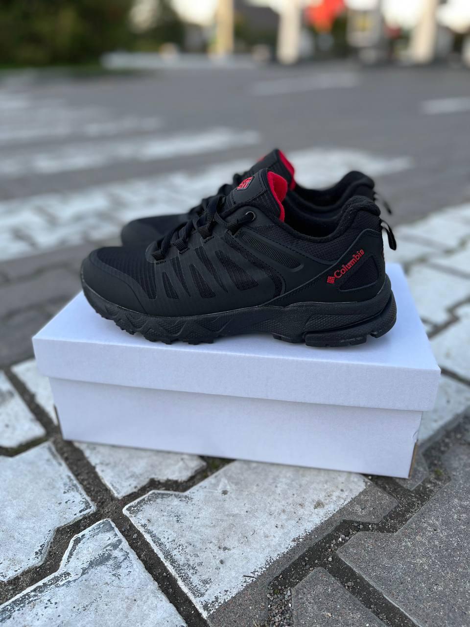 Columbia Black Red