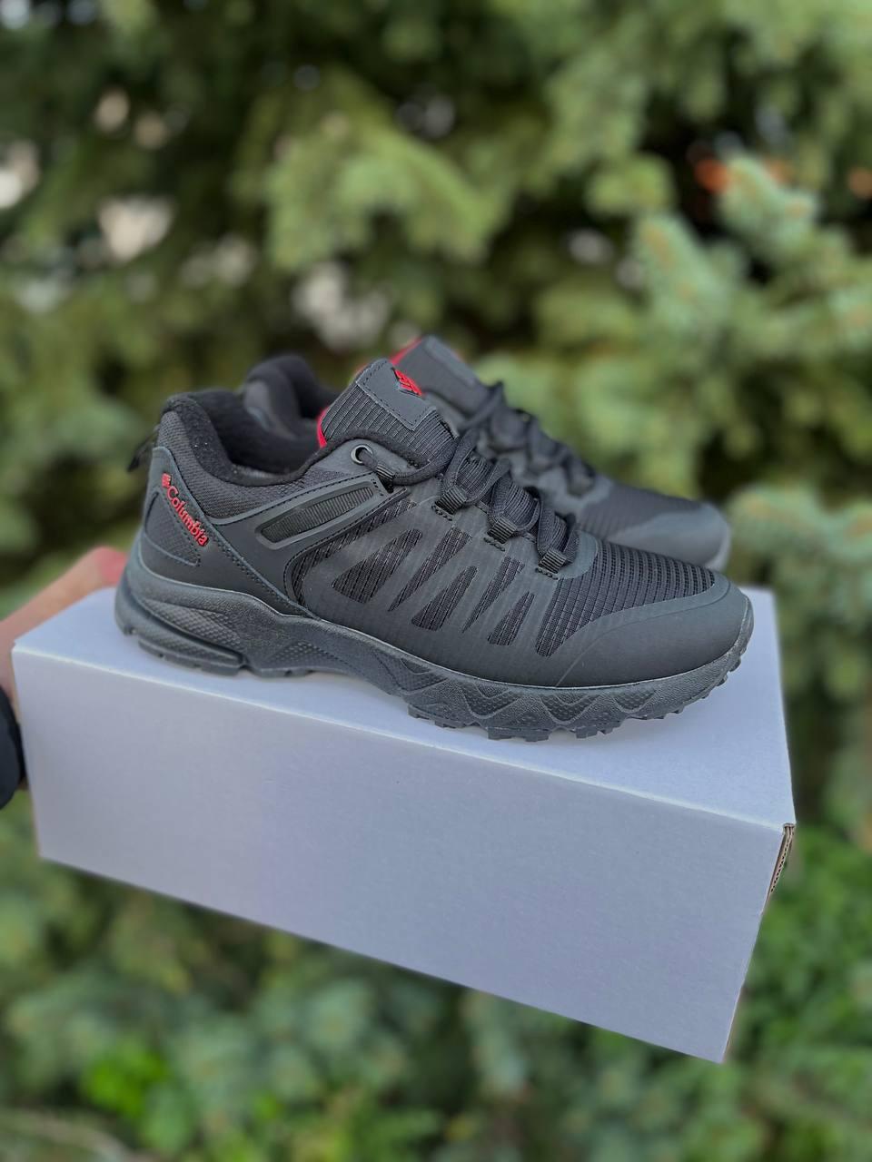Columbia Black Red