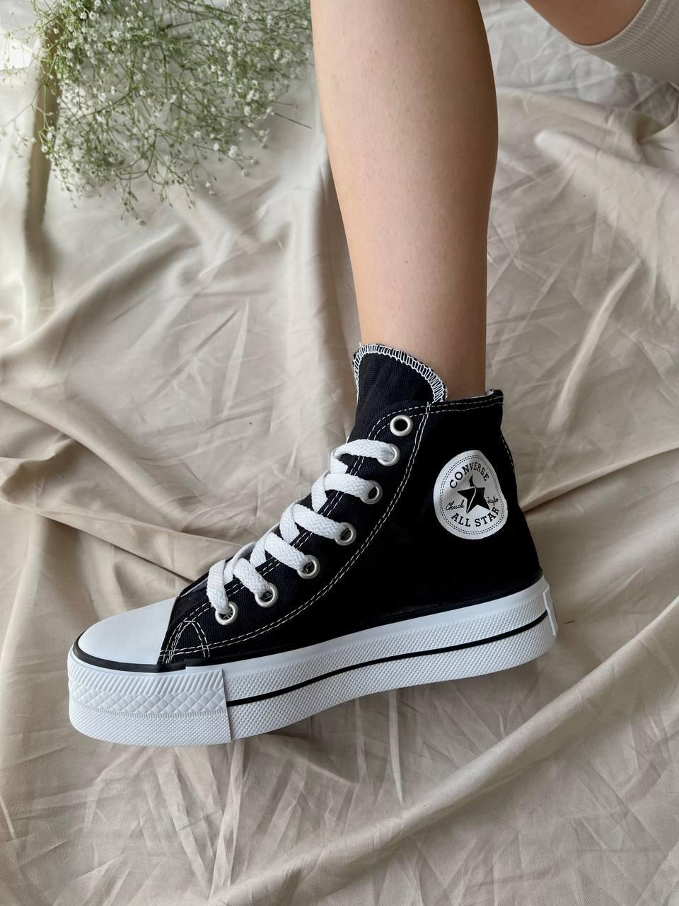 Converse Hight x Chuck Taylor Platform Black