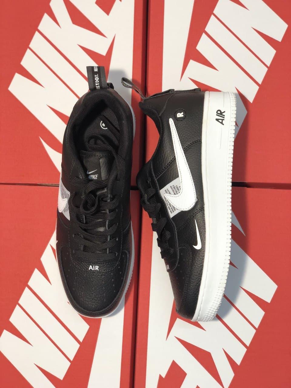 Nike Air Force 1’07Lv8 Ultra Black White 1